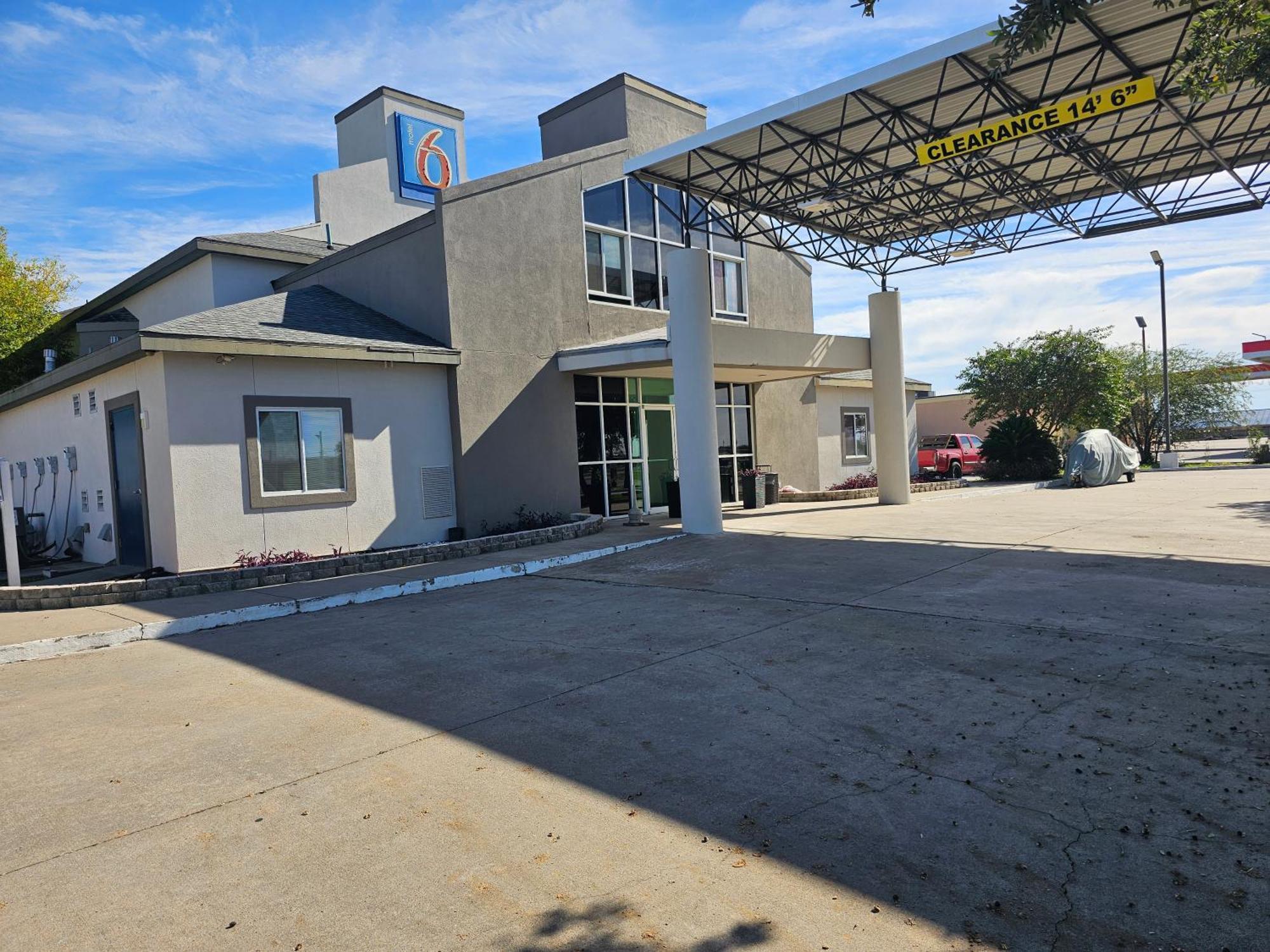 Motel 6 Sinton Tx Bagian luar foto